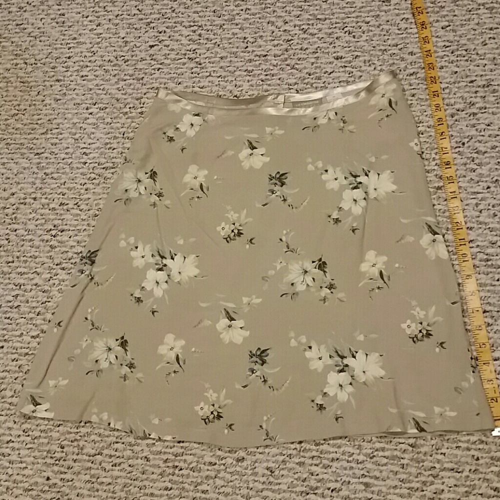 Liz Claiborne lizwear skirt